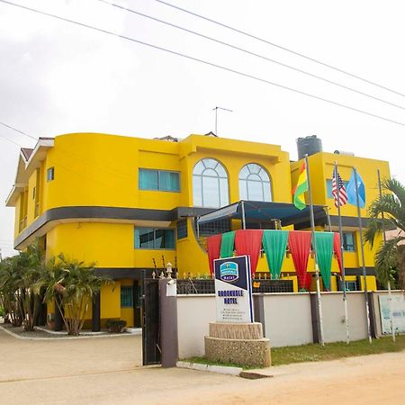 Brookvale Hotel Weija Esterno foto